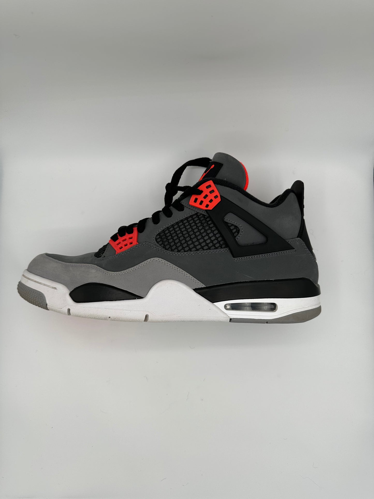 Jordan 4 'Infrared'