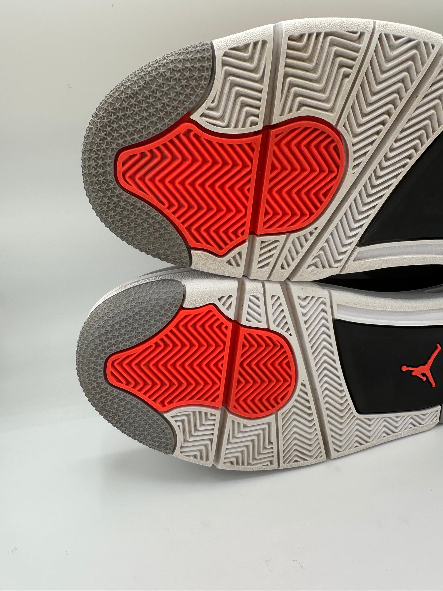 Jordan 4 'Infrared'